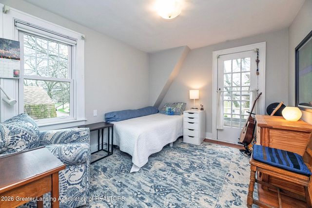 1581 N Genesee Drive, Lansing, MI 48915