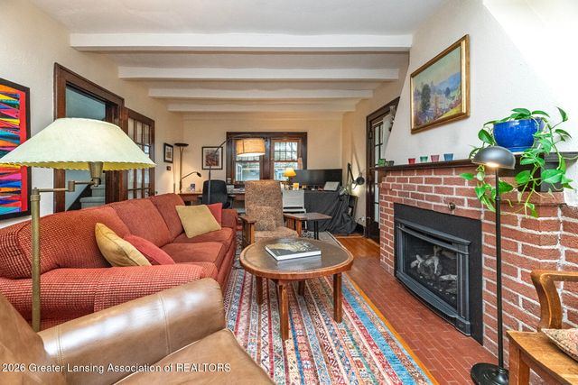 1581 N Genesee Drive, Lansing, MI 48915