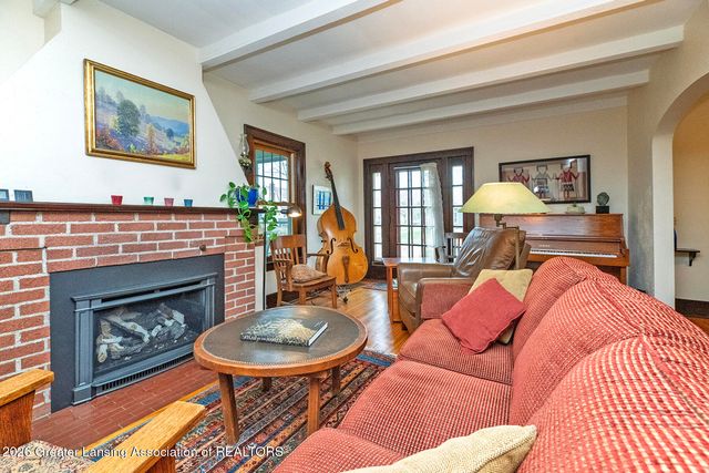 1581 N Genesee Drive, Lansing, MI 48915