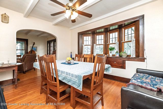 1581 N Genesee Drive, Lansing, MI 48915