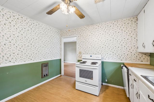 1311 N Tennessee Blvd, Murfreesboro, TN 37130