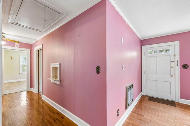 1311 N Tennessee Blvd, Murfreesboro, TN 37130