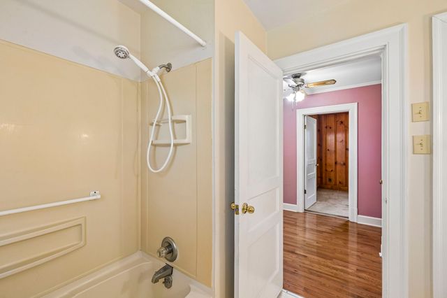 1311 N Tennessee Blvd, Murfreesboro, TN 37130