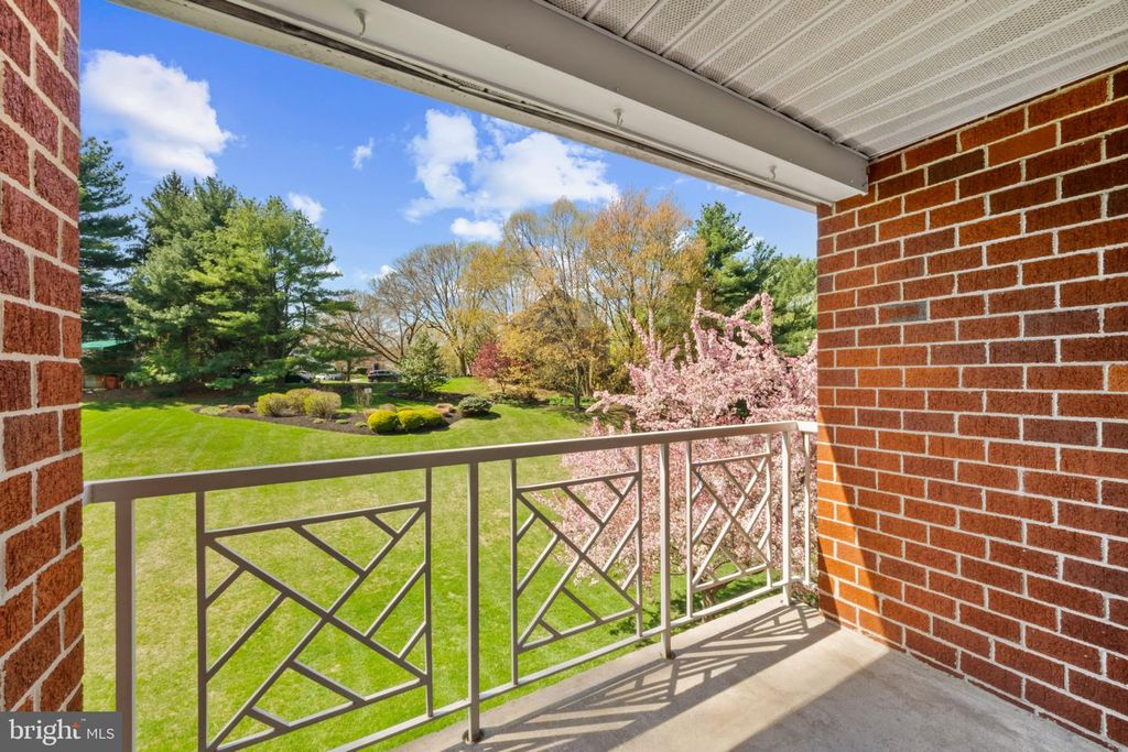 Image 28 of property listing at 5 ELPHIN #301, Lutherville Timonium, MD 21093