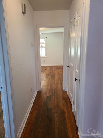 415 Gibbs Rd, Pensacola, FL 32507