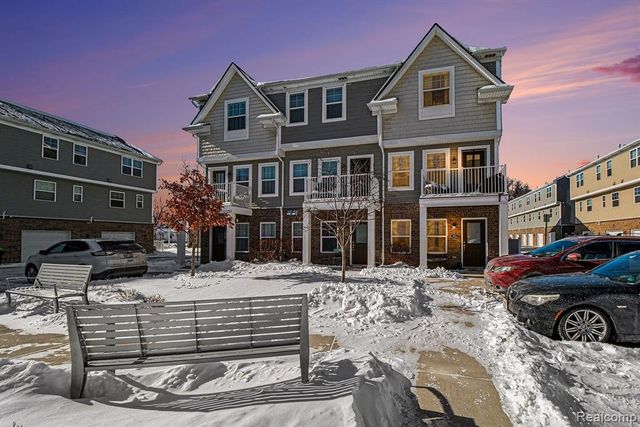 350 Jeff Keeton Drive, Hazel Park, MI 48030