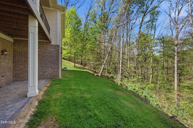 2 Serenity Ridge Trail, Bristol, TN 37620