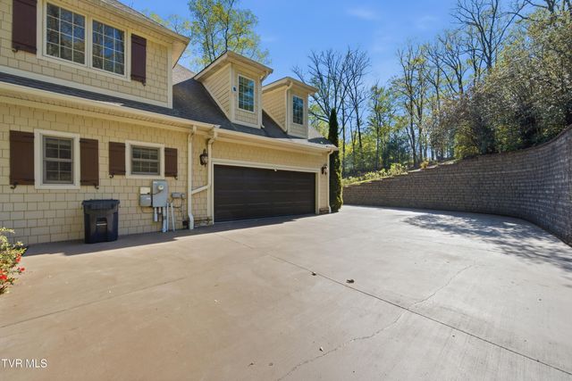 2 Serenity Ridge Trail, Bristol, TN 37620
