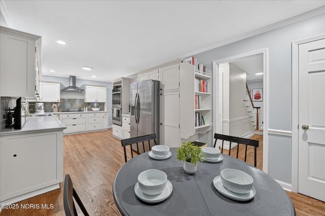 107 Secor Woods Lane, Perrysburg, OH 43551