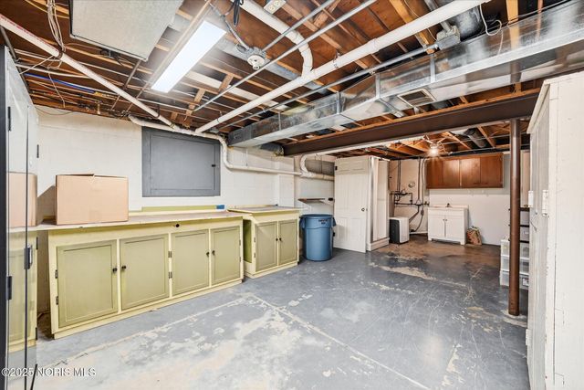 107 Secor Woods Lane, Perrysburg, OH 43551