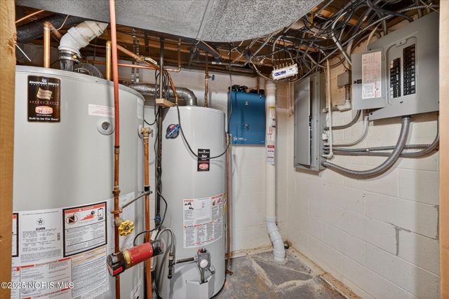 107 Secor Woods Lane, Perrysburg, OH 43551