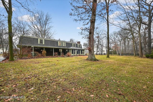 107 Secor Woods Lane, Perrysburg, OH 43551