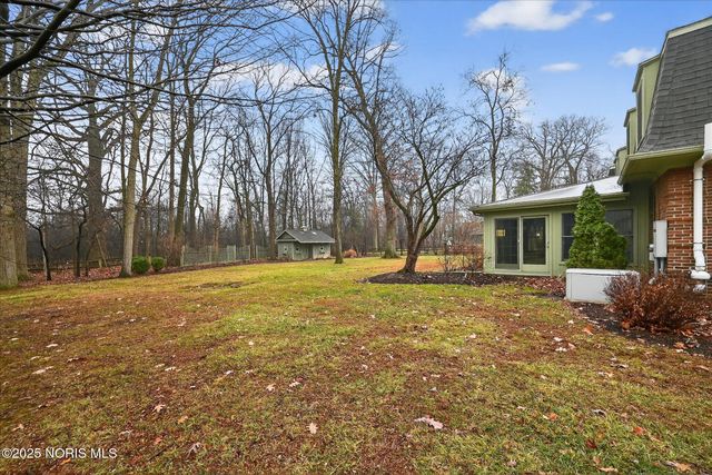 107 Secor Woods Lane, Perrysburg, OH 43551