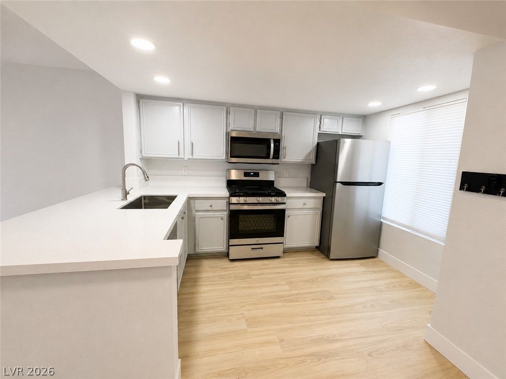 8070 West Russell Road 2023, Las Vegas, NV 89113