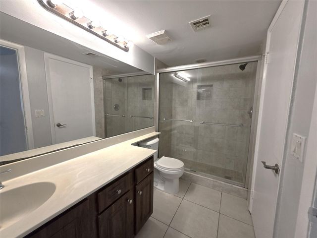 5672 Rock Island Rd 251, Tamarac, FL 33319