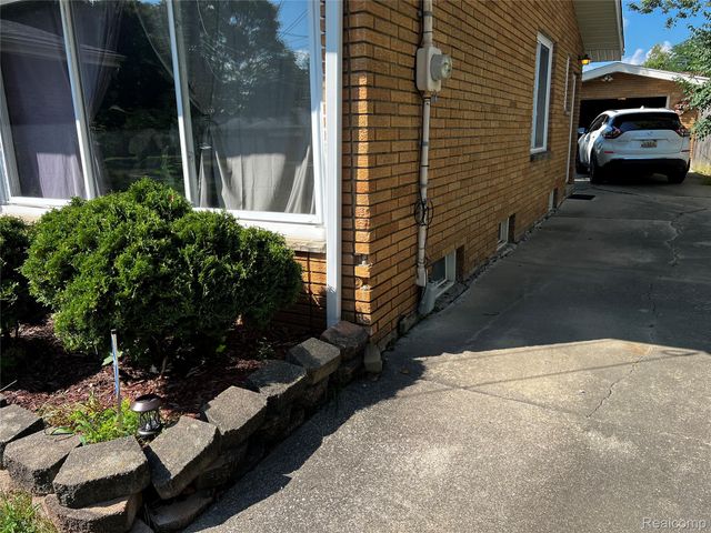 3310 Concord Street, Flint, MI 48504