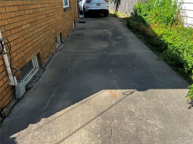 3310 Concord Street, Flint, MI 48504