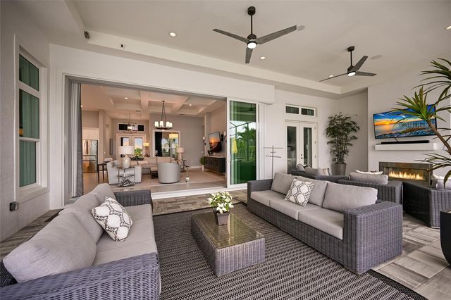 8134 PAVIA WAY, Bradenton, FL 34202