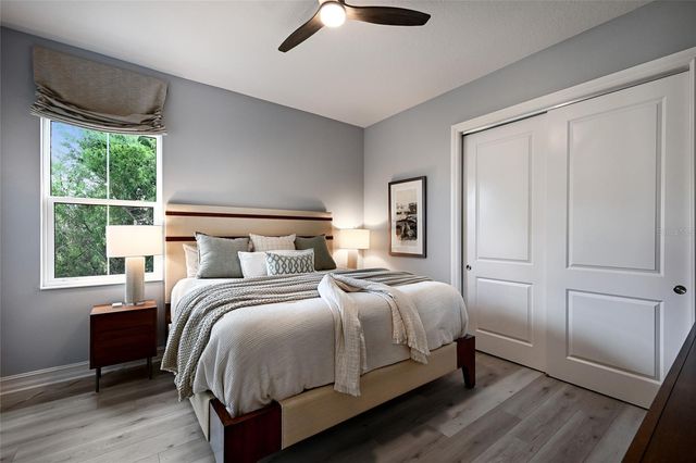 8134 PAVIA WAY, Bradenton, FL 34202