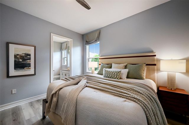 8134 PAVIA WAY, Bradenton, FL 34202