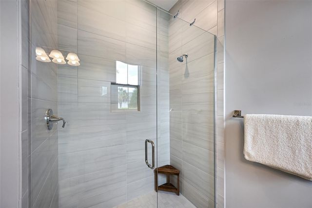 8134 PAVIA WAY, Bradenton, FL 34202