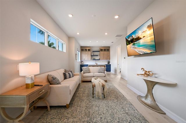 8134 PAVIA WAY, Bradenton, FL 34202