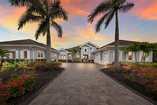 8134 PAVIA WAY, Bradenton, FL 34202