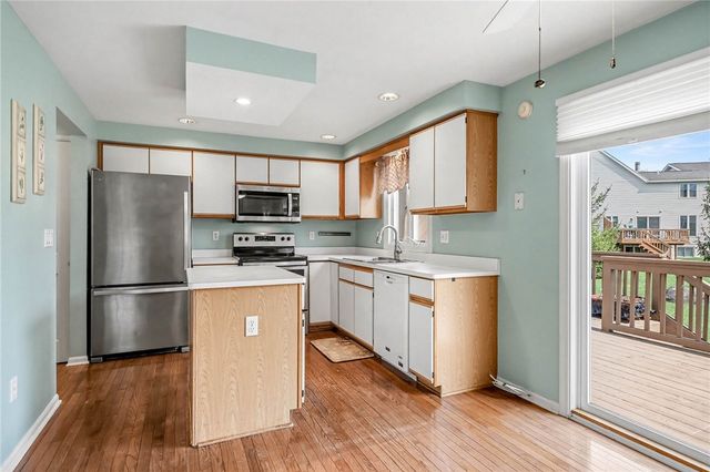 32 Wind Loft Circle, Perinton, NY 14450