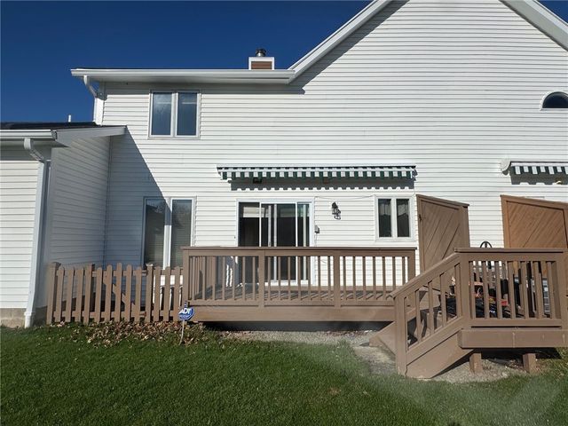 32 Wind Loft Circle, Perinton, NY 14450