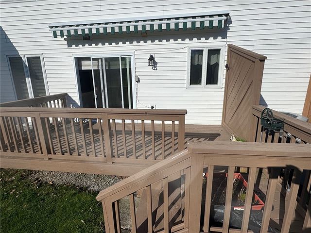32 Wind Loft Circle, Perinton, NY 14450