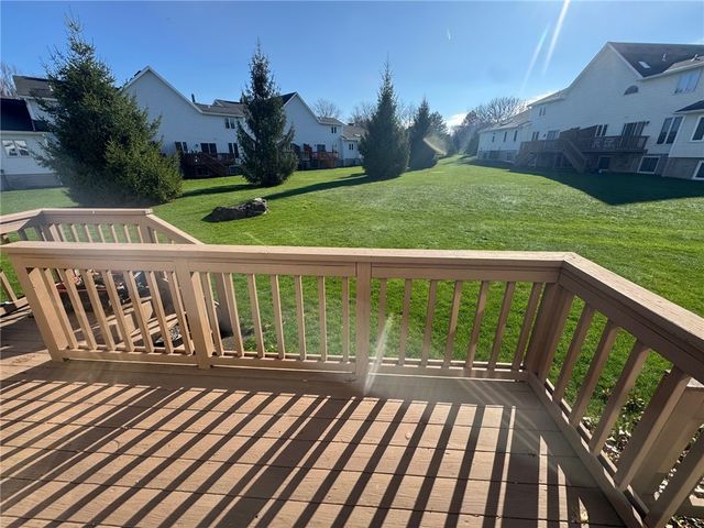 32 Wind Loft Circle, Perinton, NY 14450