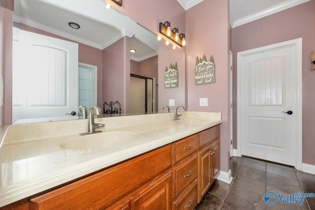 14984 Old Banford Street, Athens, AL 35613