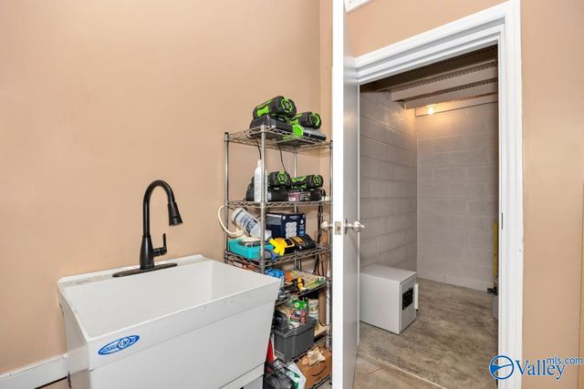 14984 Old Banford Street, Athens, AL 35613