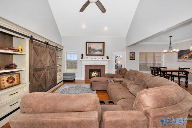 14984 Old Banford Street, Athens, AL 35613