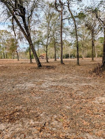 5544 Tall Pine Road, Navasota, TX 77868