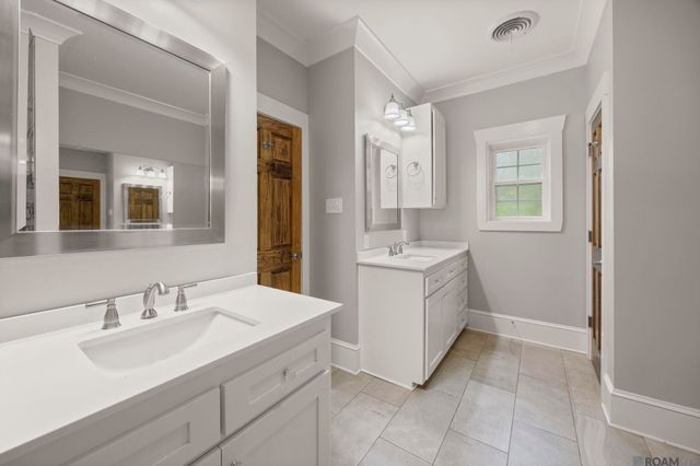 38371 Welsh Dr, Prairieville, LA 70769