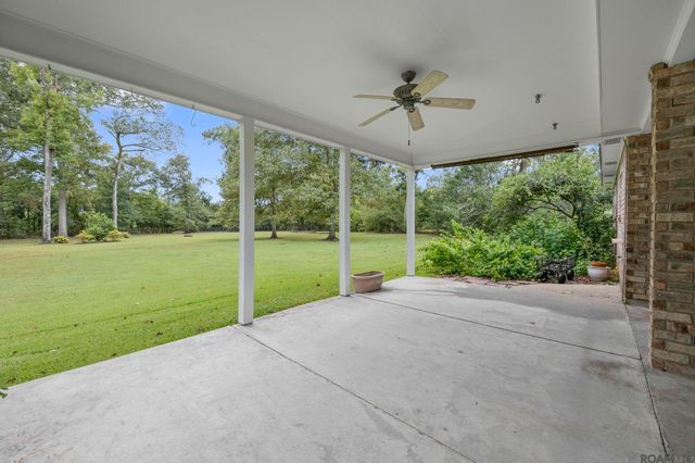 38371 Welsh Dr, Prairieville, LA 70769