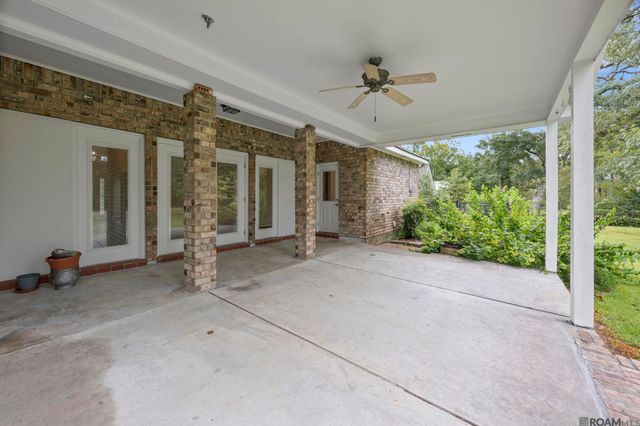 38371 Welsh Dr, Prairieville, LA 70769