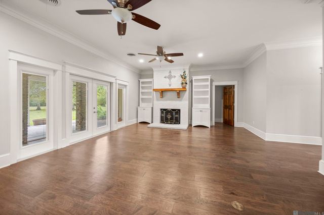 38371 Welsh Dr, Prairieville, LA 70769