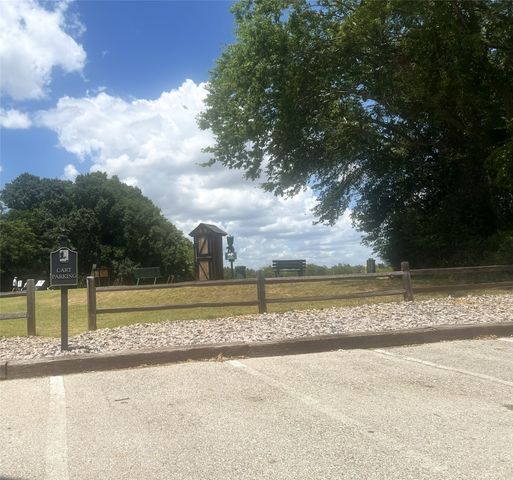 132 Colonial Drive, Mabank, TX 75156