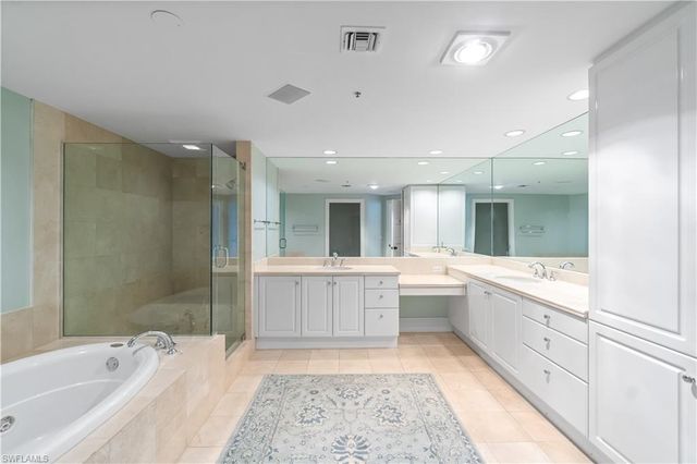 3971 Gulf Shore BLVD N 803, Naples, FL 34103