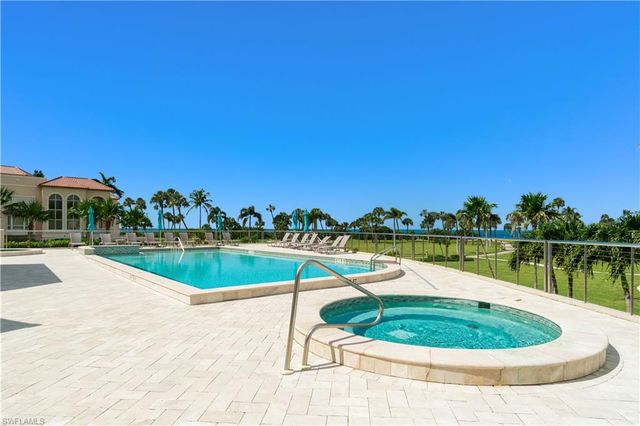 3971 Gulf Shore BLVD N 803, Naples, FL 34103