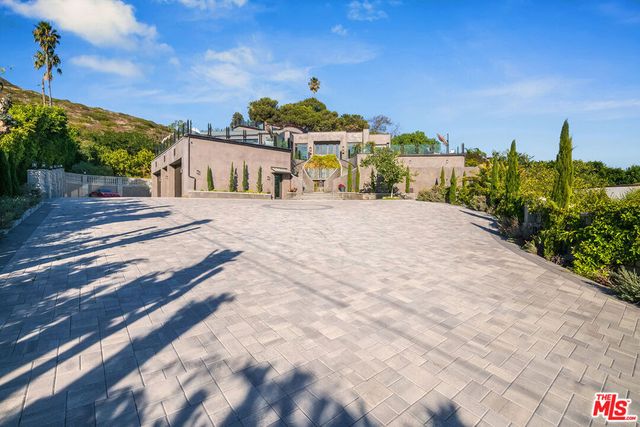31555 Pacific Coast Highway, Malibu, CA 90265