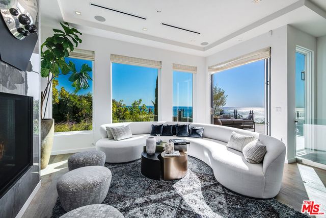 31555 Pacific Coast Highway, Malibu, CA 90265