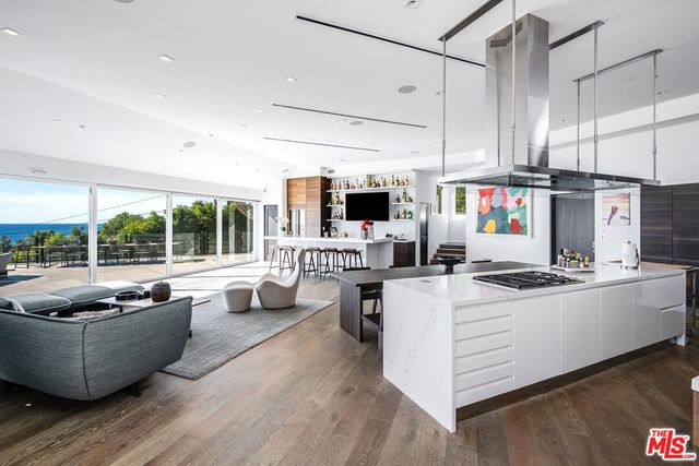 31555 Pacific Coast Highway, Malibu, CA 90265