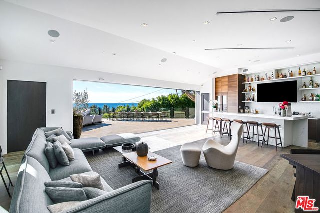 31555 Pacific Coast Highway, Malibu, CA 90265
