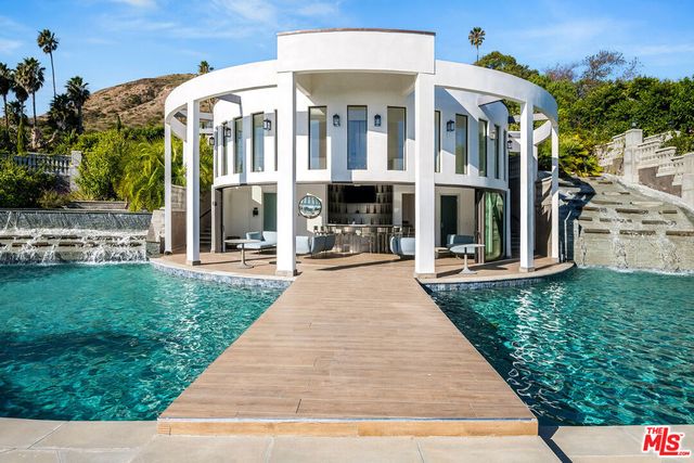 31555 Pacific Coast Highway, Malibu, CA 90265