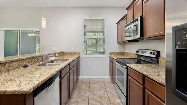 11163 SAVANNAH LANDING CIRCLE, Orlando, FL 32832