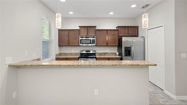11163 SAVANNAH LANDING CIRCLE, Orlando, FL 32832
