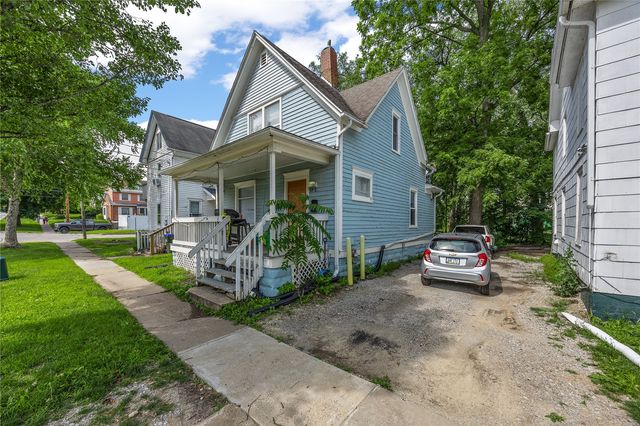 17 S Johnson Street, Iowa City, IA 52240